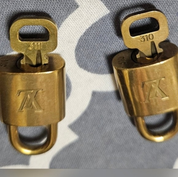 Louis Vuitton Lock & Key 🔐 [Necklace & Bracelet Sold Separately] - Picture 11 of 11